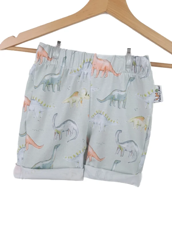 Kurze Shorts Dinoliebe