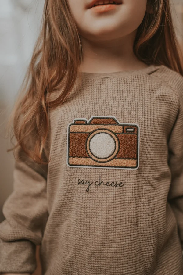 Pullover Kamera-Patch – Bild 3