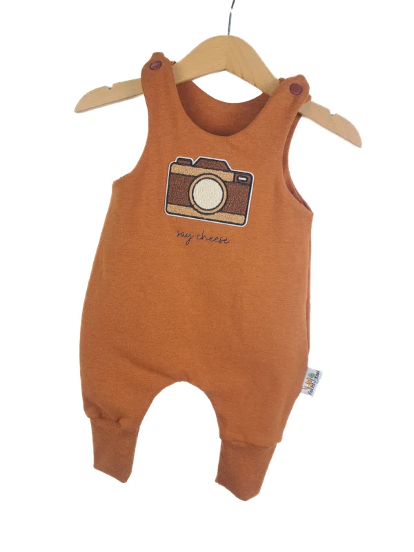 Strampler Kamera-Patch rost