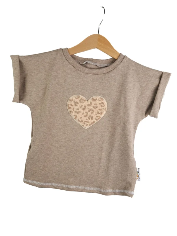 Shirty Leo Herz-Patch sand