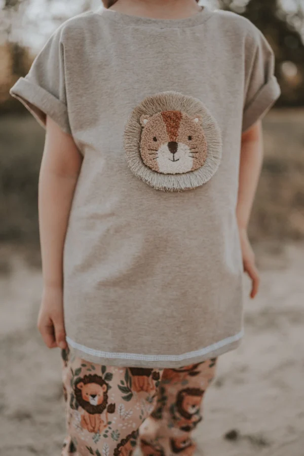 Shirty Löwenliebling-Patch sand – Bild 3