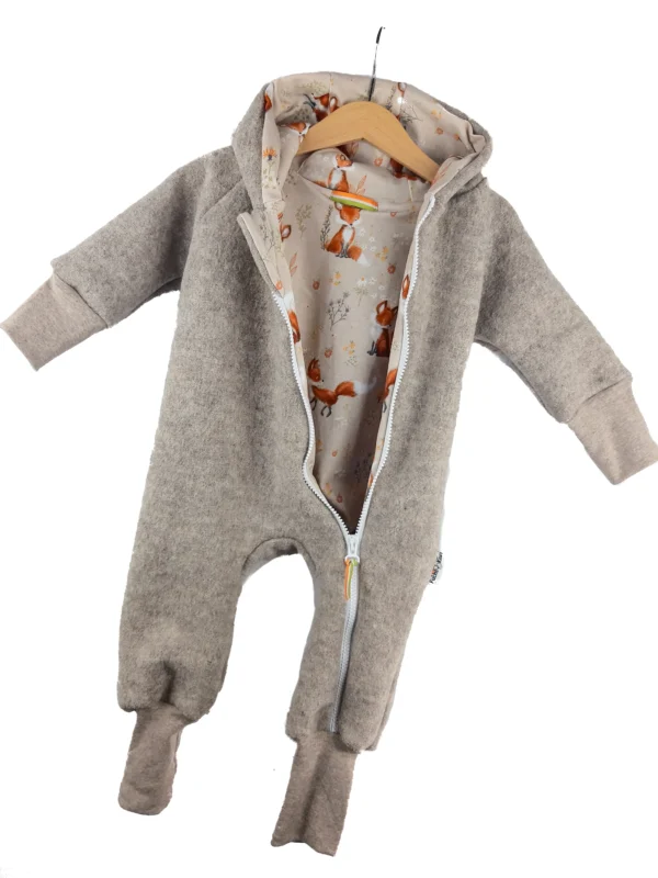 Walkoverall sand meliert mit Fuchsi creme