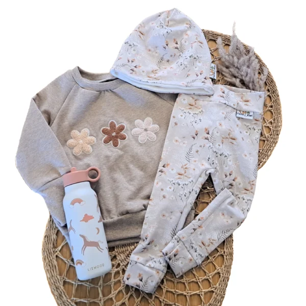 Blumenlieblinge-Patch sand Outfit