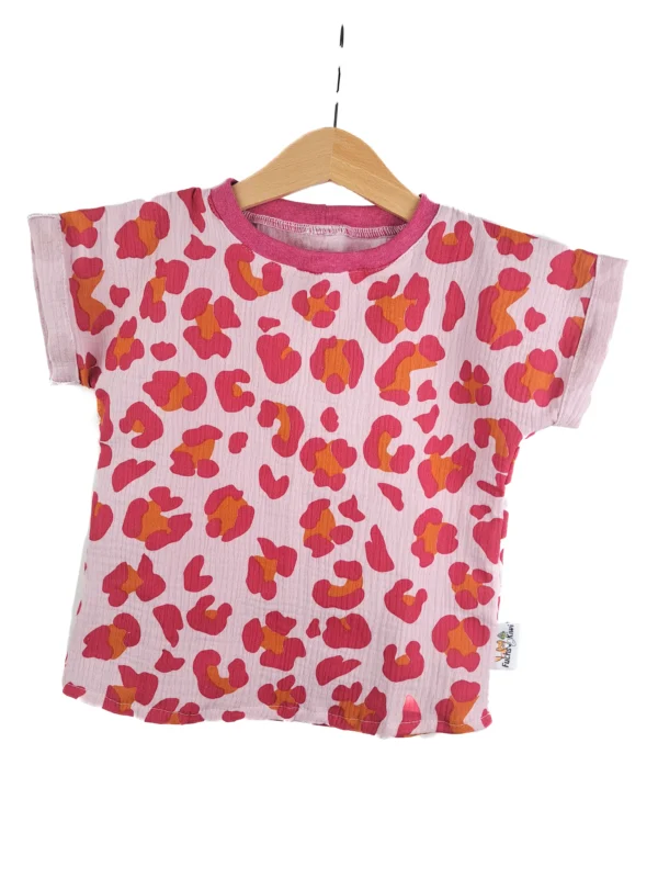 tshirt mit Umschlagarmen Musselin Leo pink 86/92